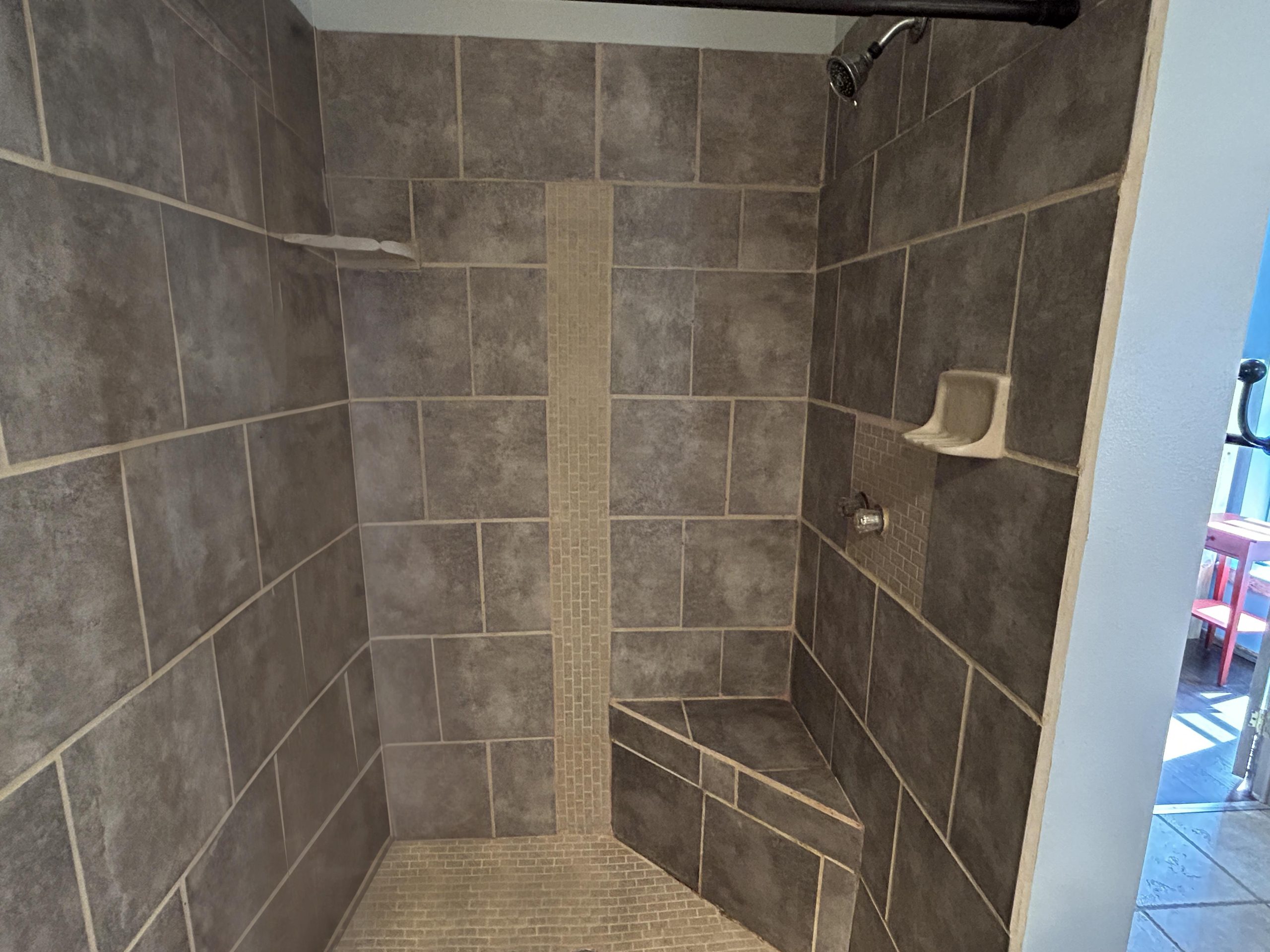 master_bath (wecompress.com)