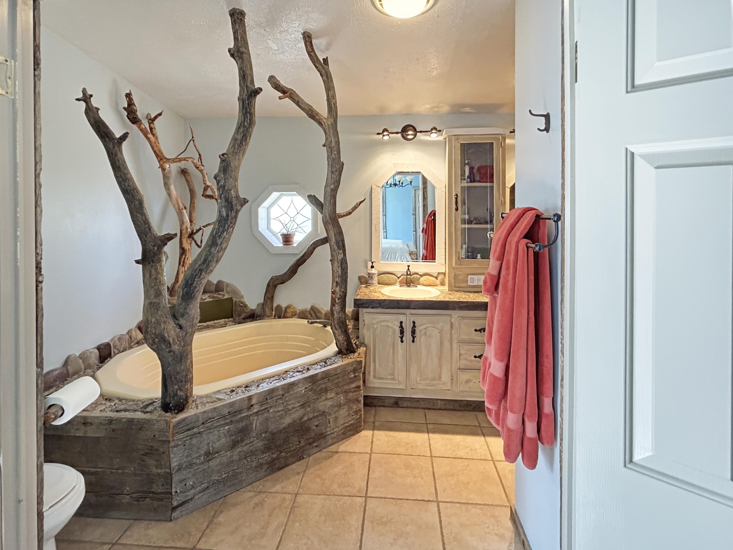 master_bath1 (wecompress.com)