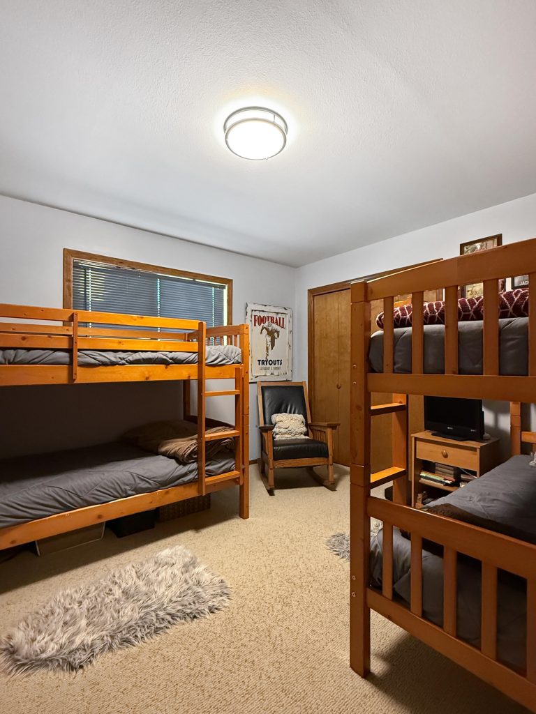 Bray_bed (wecompress.com) (1)